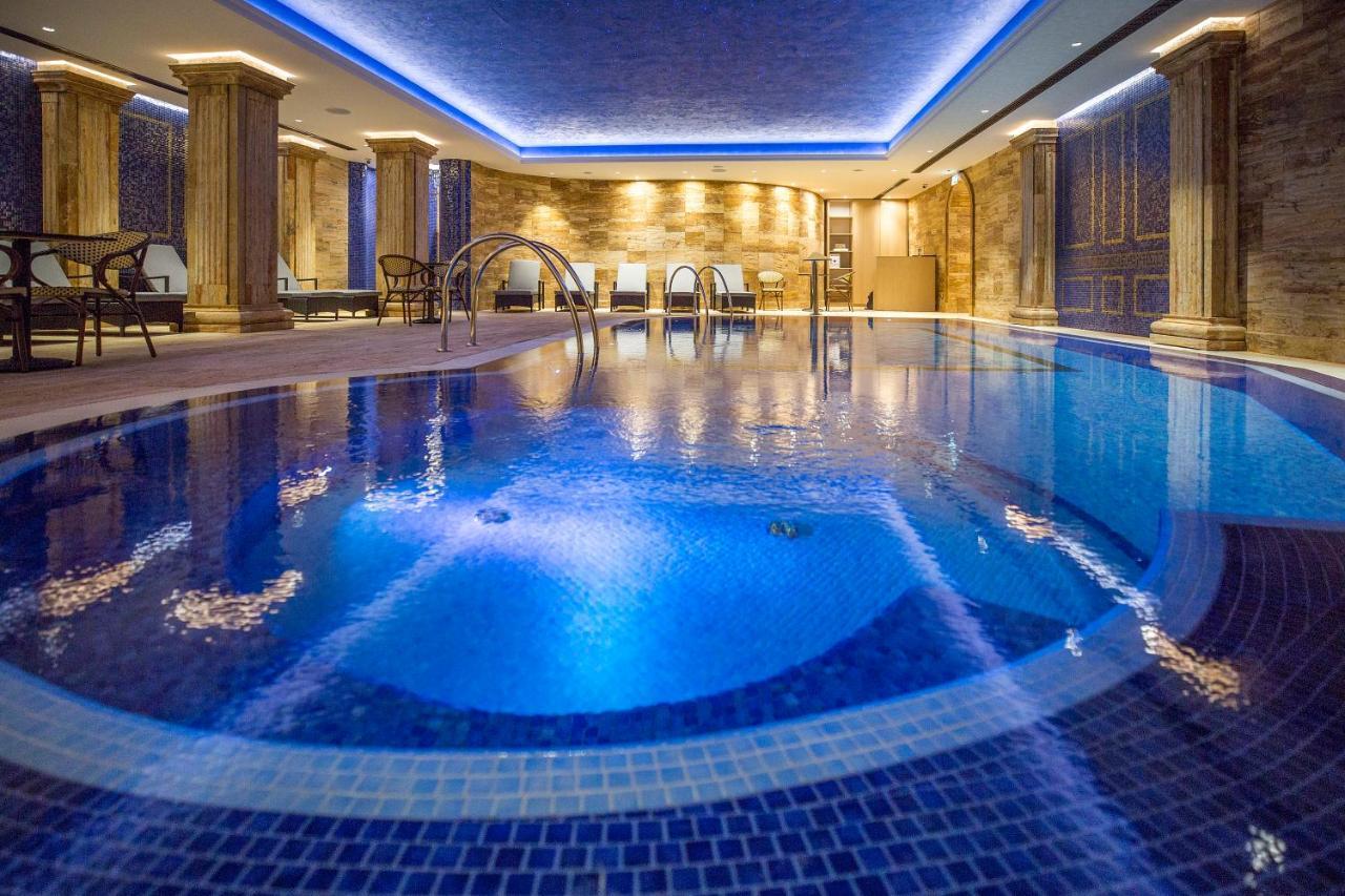 A Hoteli - Hotel Park Vrnjacka Banja Exterior photo The Spa at The Dorchester
