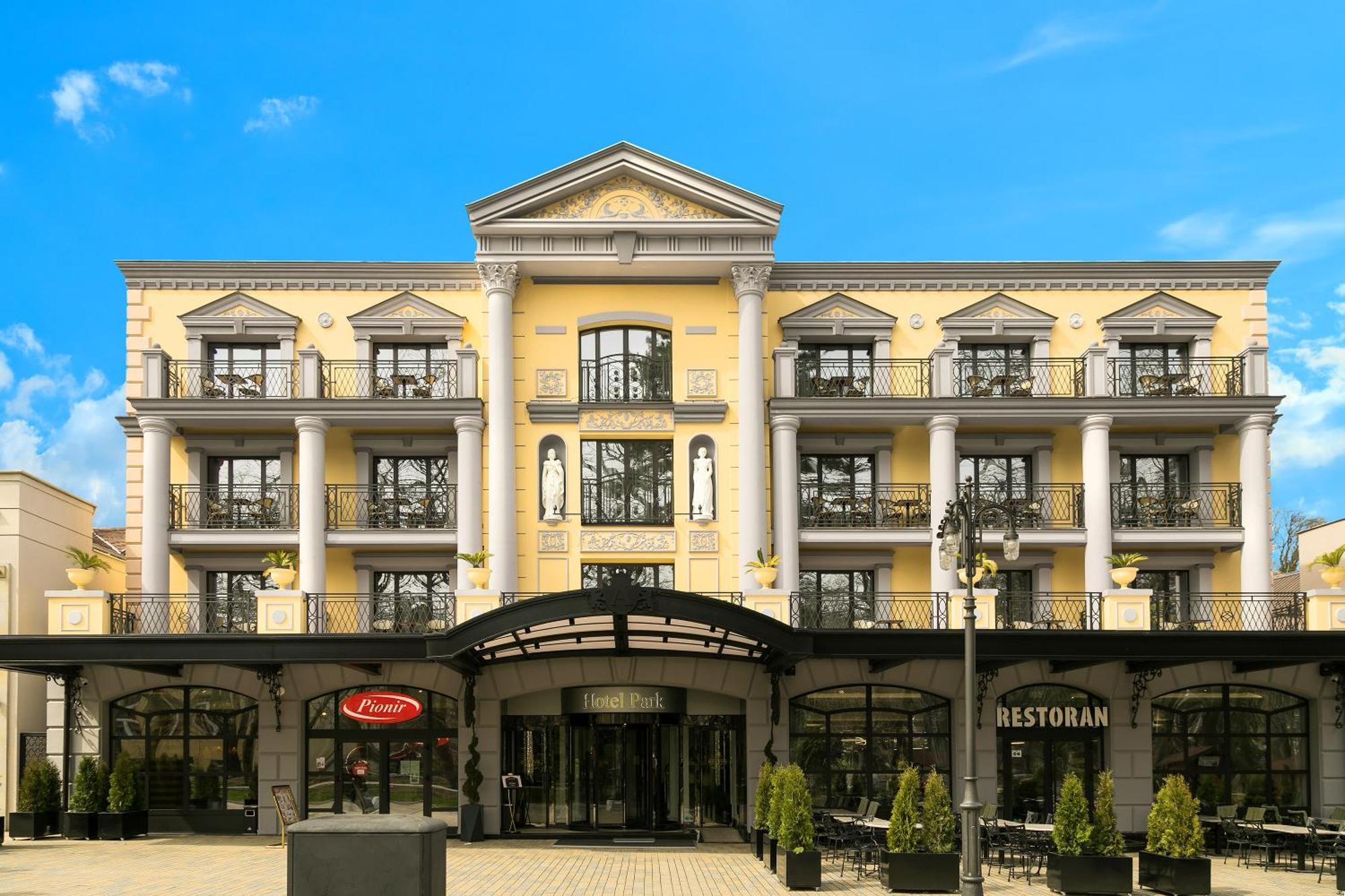 A Hoteli - Hotel Park Vrnjacka Banja Exterior photo